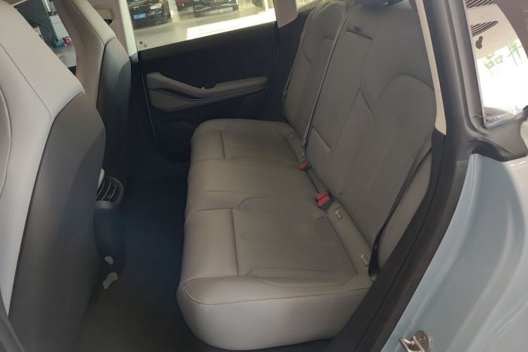 Used Nio ET5 2024 75 kWh Left Rear Seat