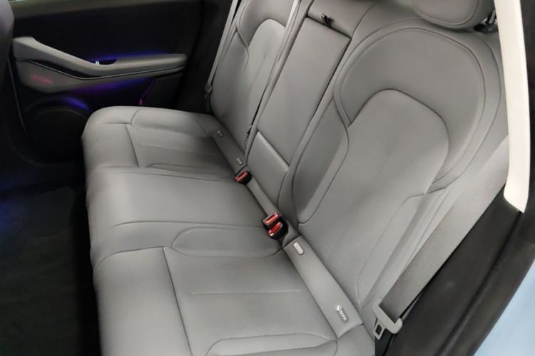 Used Nio ET5 2024 75 kWh Left Rear Seat