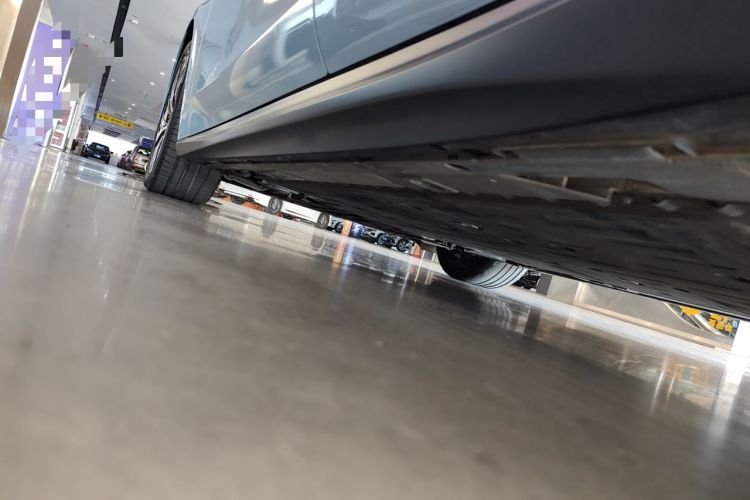 Used Nio ET5 2024 75 kWh Left Side Sill