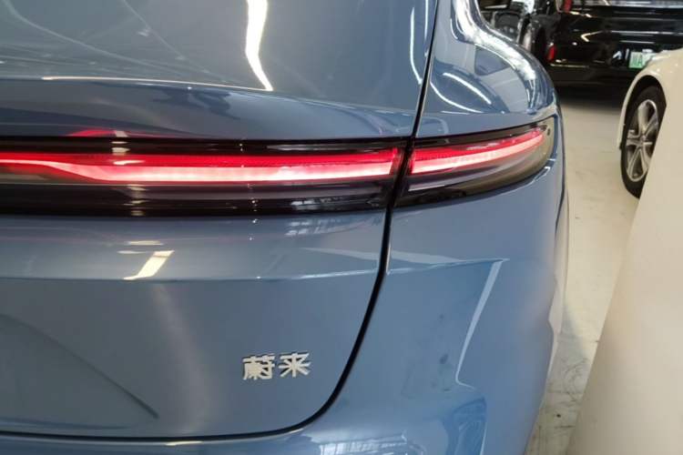 Used Nio ET5 2024 75 kWh Right Rear Taillight