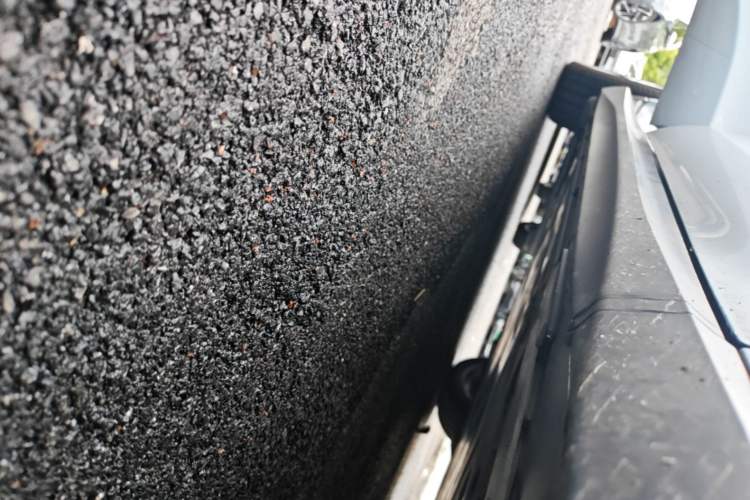Used Nio ET5 2024 75 kWh Right Side Sill
