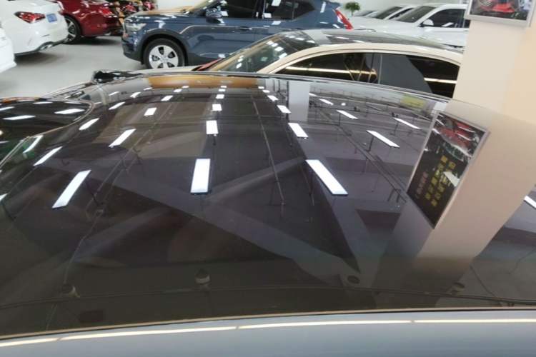 Used Nio ET5 2024 75 kWh Roof