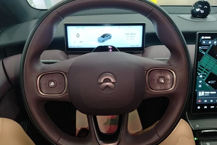 Used Nio ET5 2024 75 kWh Steering Wheel