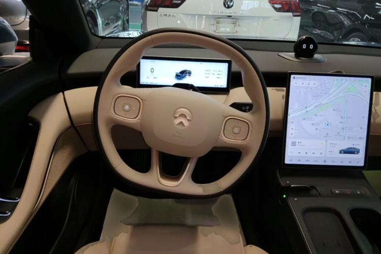 Used Nio ET5 2024 75 kWh Steering Wheel