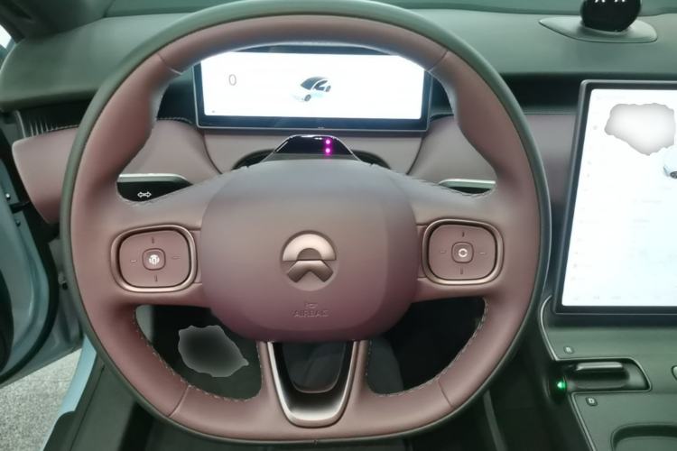 Used Nio ET5 2024 75 kWh Steering Wheel