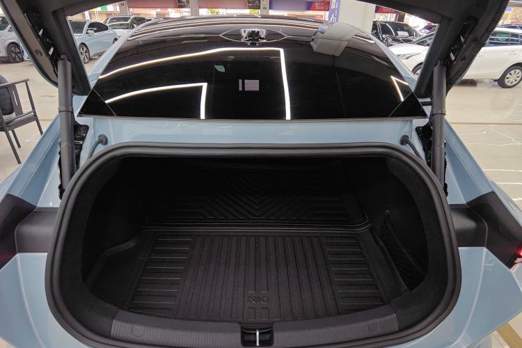 Used Nio ET5 2024 75 kWh Trunk