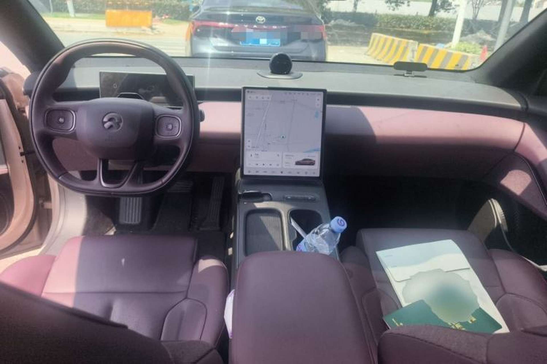 Used Nio ET5 2024 75 kWh Center Console