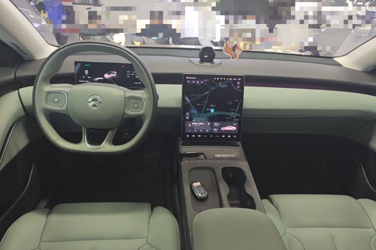 Used Nio ET5 2024 75 kWh Center Console