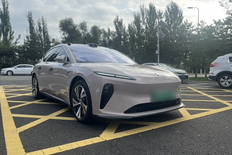 Used Nio ET5 2024 75 kWh Exterior 1
