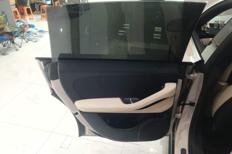 Used Nio ET5 2024 75 kWh Left Rear Door Interior