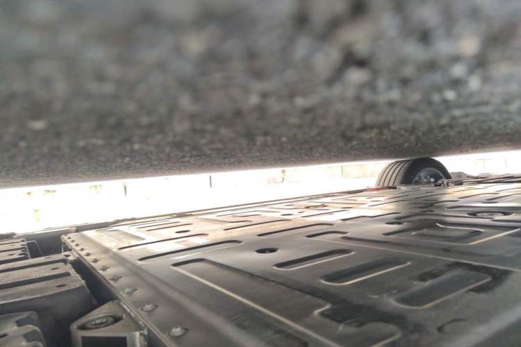 Used Nio ET5 2024 75 kWh Chassis Rear Left
