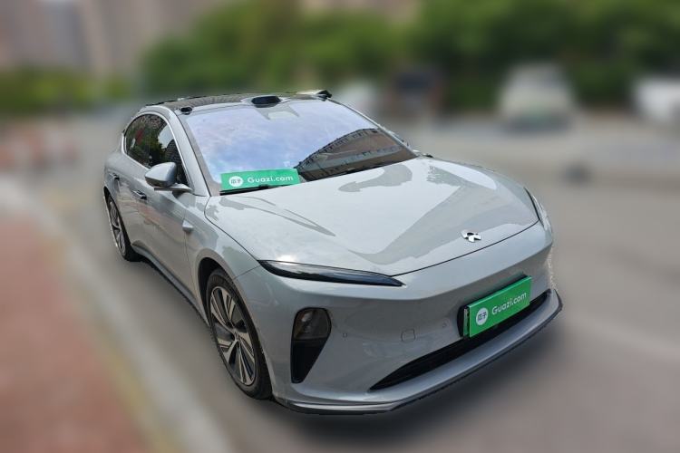 Used Nio ET5 2024 75 kWh Front Right 45 Deg
