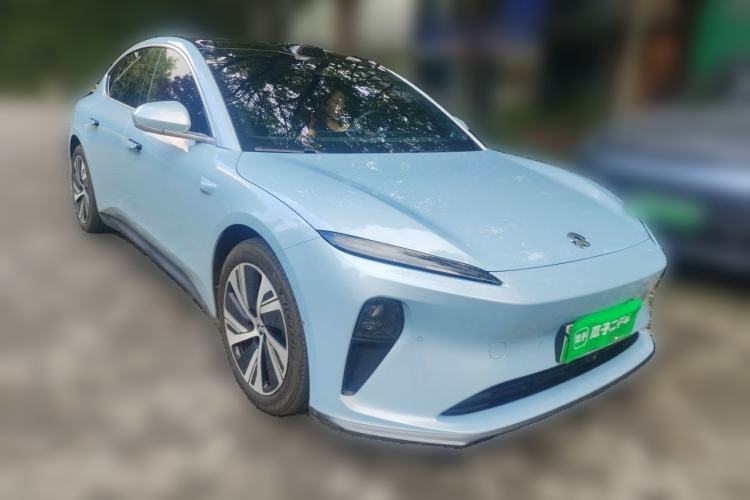 Used Nio ET5 2024 75 kWh Front Right 45 Deg