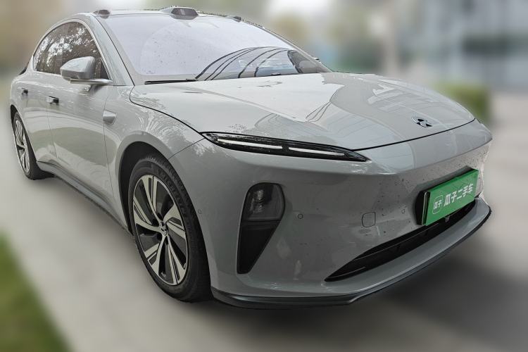 Used Nio ET5 2024 75 kWh Front Right 45 Deg