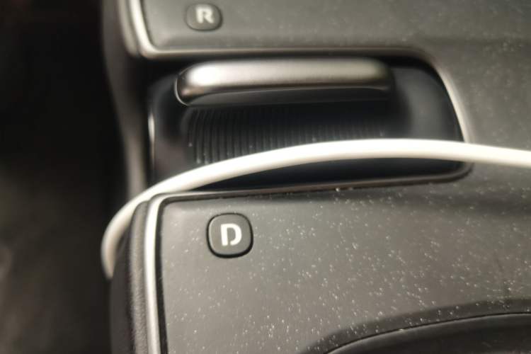 Used Nio ET5 2024 75 kWh Gear Lever