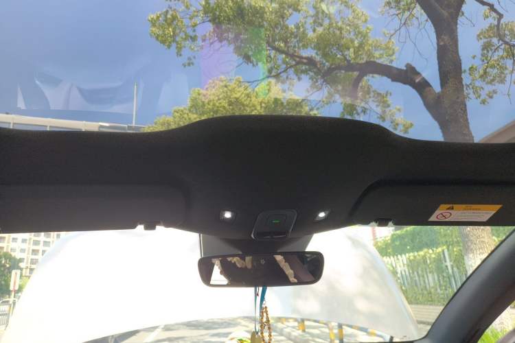 Used Nio ET5 2024 75 kWh Headliner
