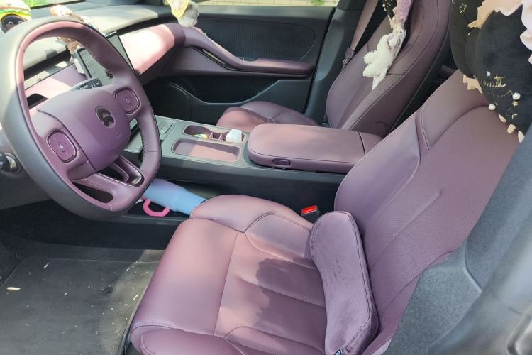 Used Nio ET5 2024 75 kWh Left Front Seat