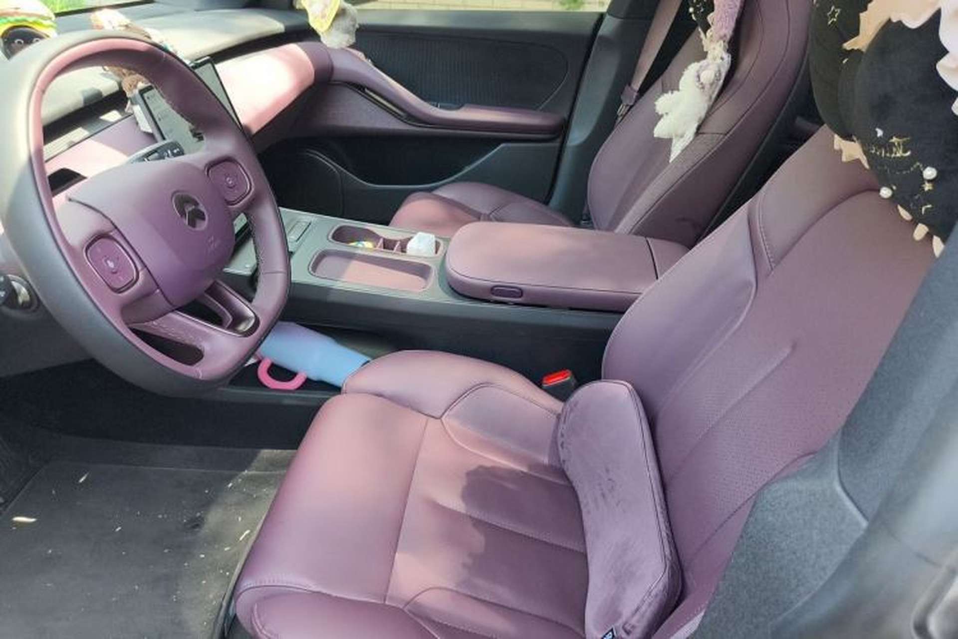 Used Nio ET5 2024 75 kWh Left Front Seat