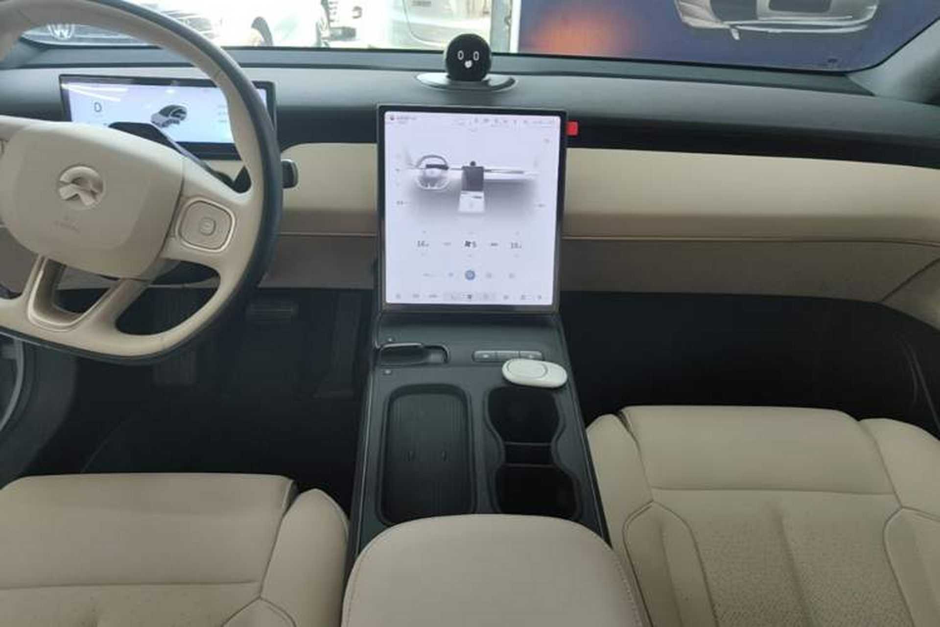 Used Nio ET5 2024 75 kWh Audio And AC Panel