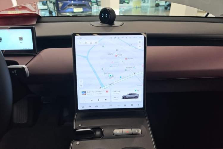 Used Nio ET5 2024 75 kWh Audio And AC Panel