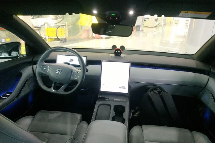 Used Nio ET5 2024 100 kWh Center Console
