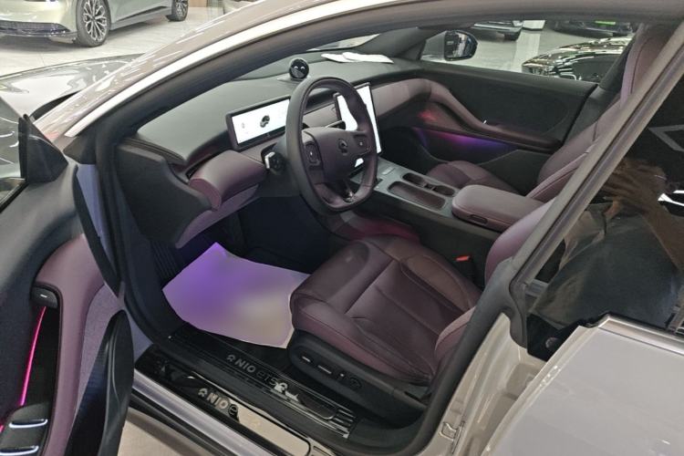 Used Nio ET5 2024 75 kWh Driver Seat