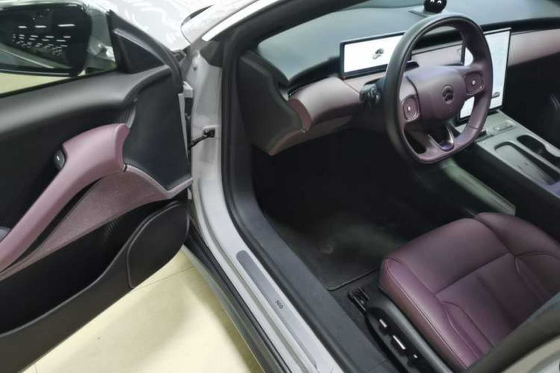 Used Nio ET5 2024 75 kWh Driver Seat