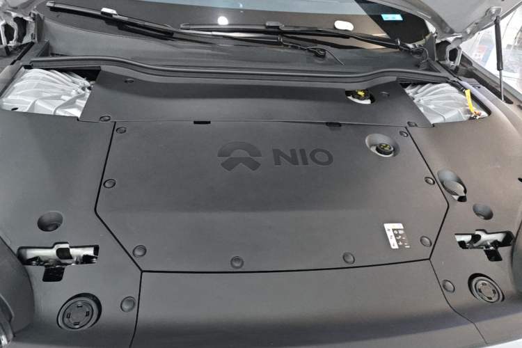 Used Nio ET5 2024 75 kWh Engine Bay
