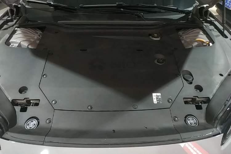 Used Nio ET5 2024 75 kWh Engine Bay