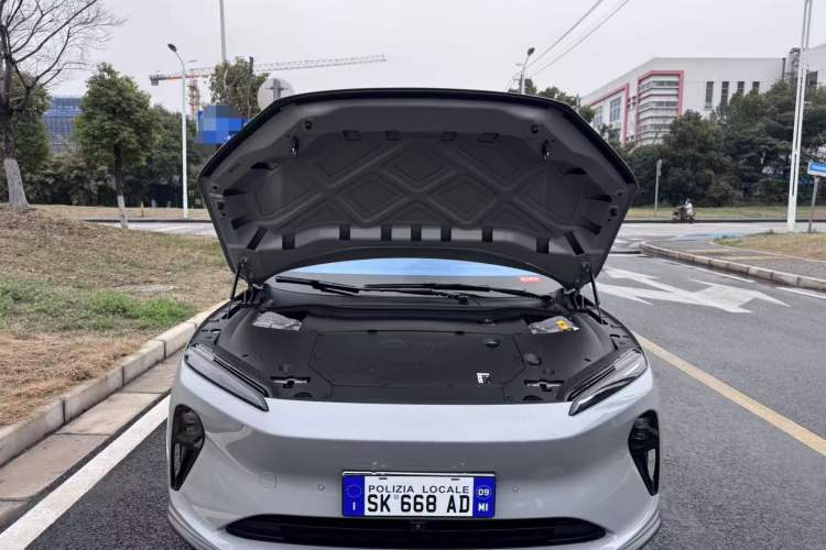 Used Nio ET5 2024 75 kWh Engine Bay