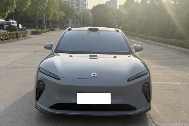 Used Nio ET5 2024 75 kWh Exterior 2