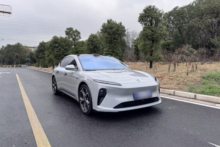 Used Nio ET5 2024 75 kWh Exterior 2