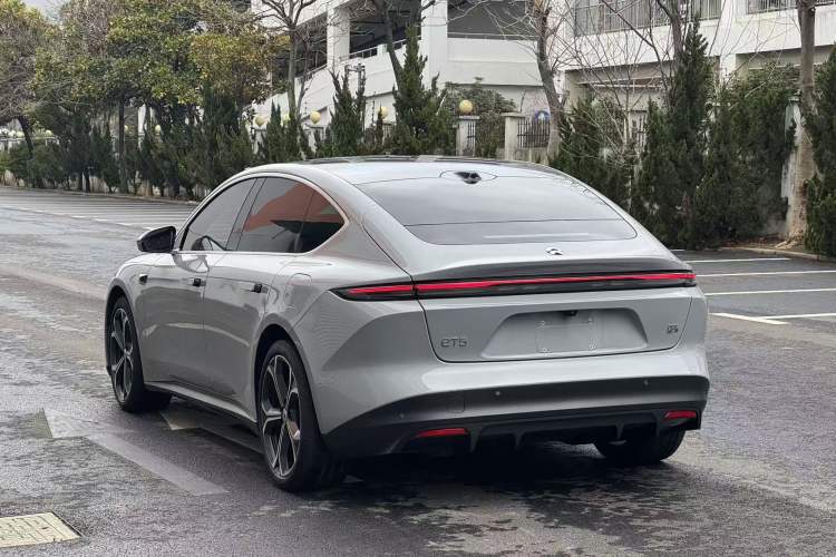 Used Nio ET5 2024 75 kWh Exterior 3