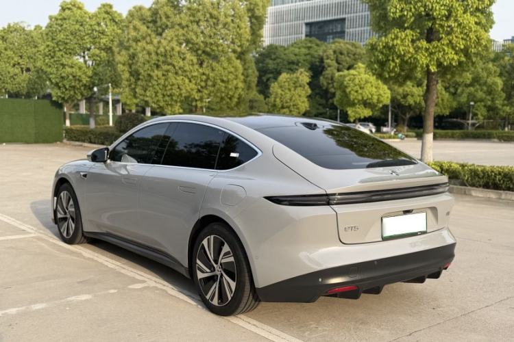 Used Nio ET5 2024 75 kWh Exterior 4