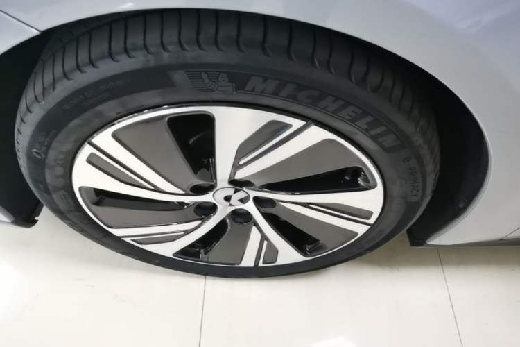 Used Nio ET5 2024 75 kWh Exterior 4