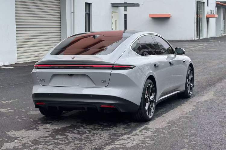 Used Nio ET5 2024 75 kWh Exterior 5