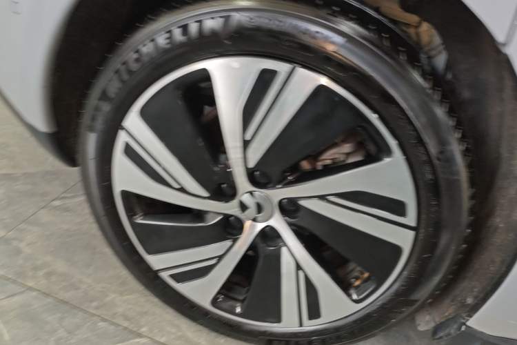Used Nio ET5 2024 75 kWh Exterior 5