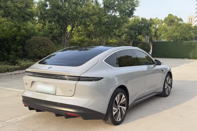 Used Nio ET5 2024 75 kWh Exterior 8