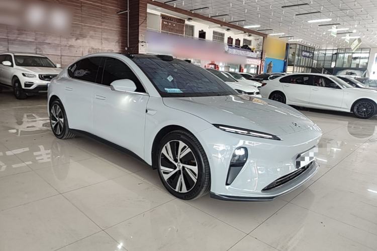 Used Nio ET5 2024 75 kWh Front Right 45 Deg
