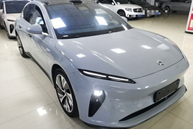 Used Nio ET5 2024 75 kWh Front Right 45 Deg
