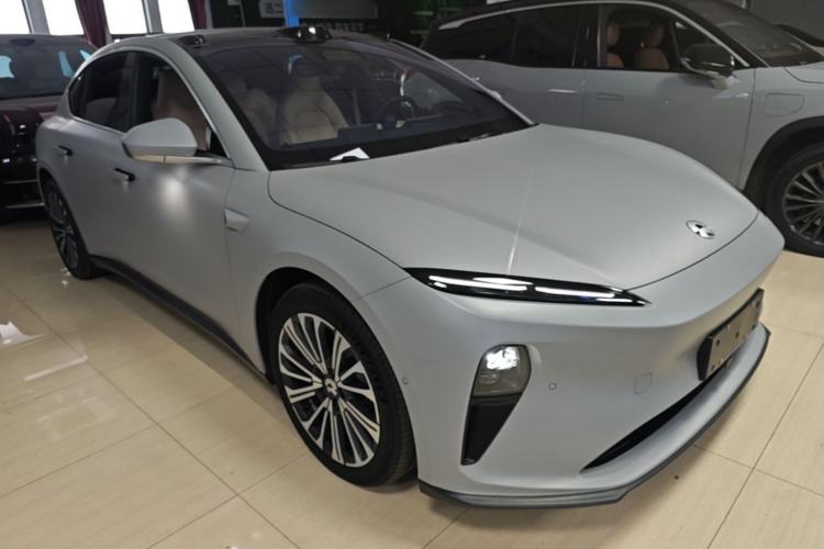 Used Nio ET5 2024 75 kWh Front Right 45 Deg