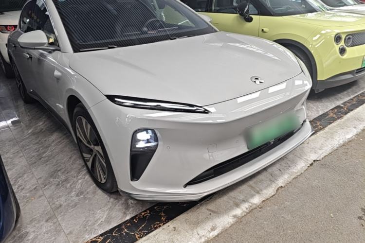 Used Nio ET5 2024 75 kWh Front Right 45 Deg