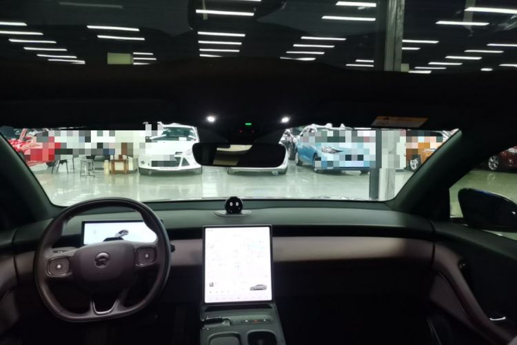 Used Nio ET5 2024 75 kWh Headliner