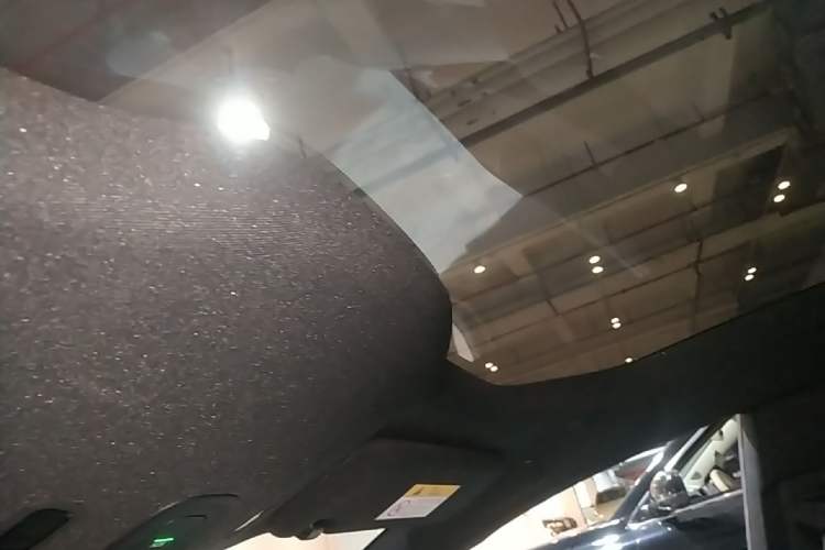 Used Nio ET5 2024 75 kWh Headliner