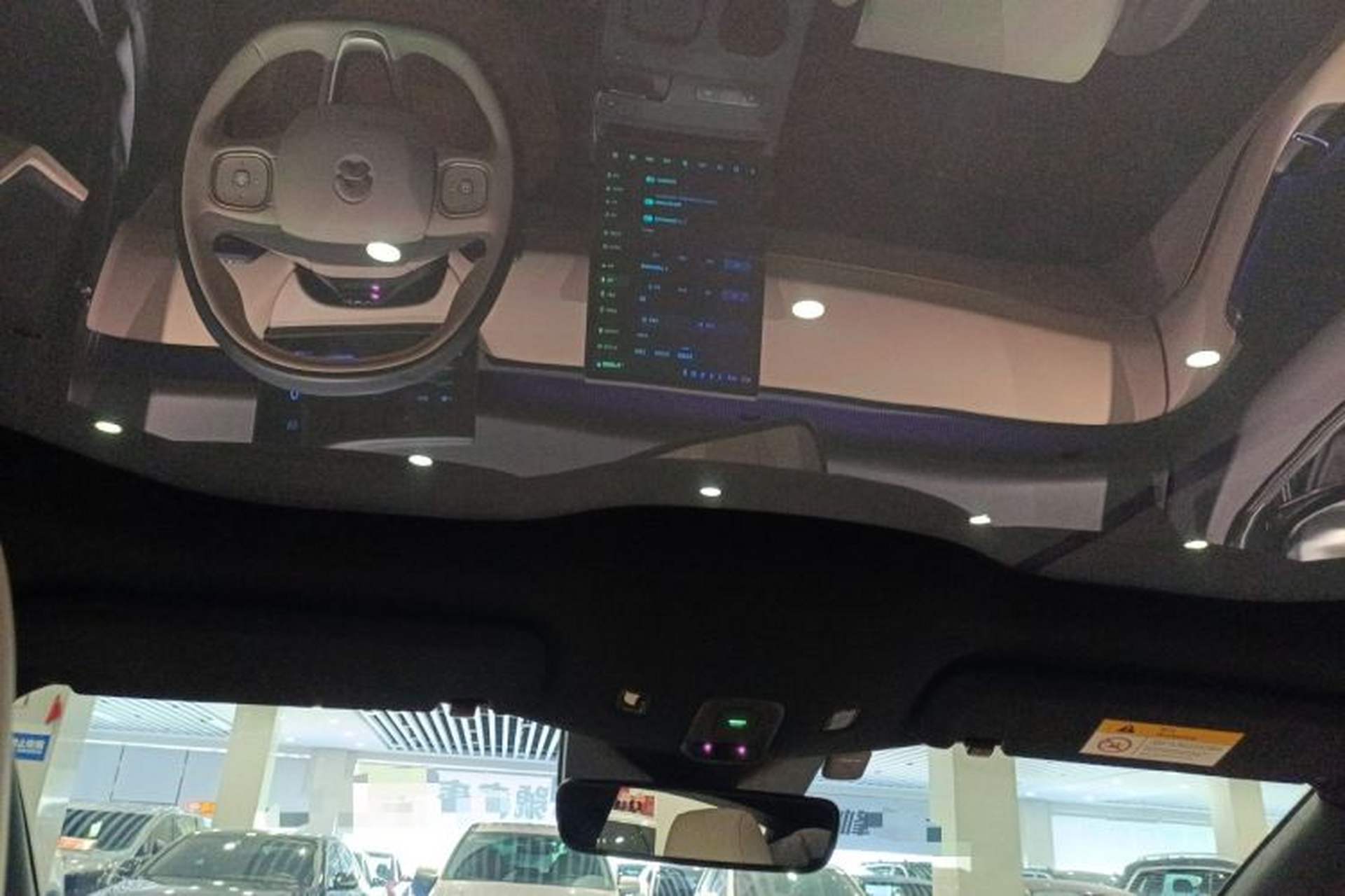 Used Nio ET5 2024 75 kWh Headliner