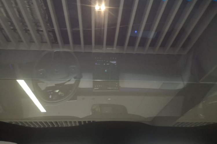 Used Nio ET5 2024 75 kWh Headliner