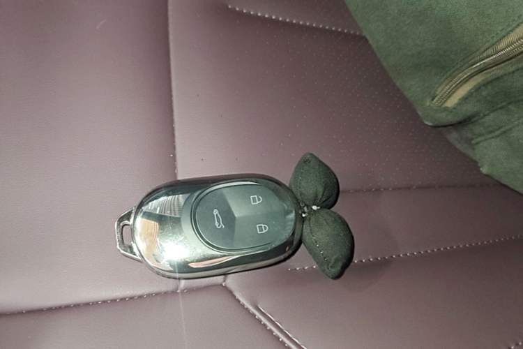 Used Nio ET5 2024 75 kWh Interior 1