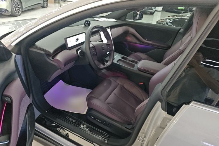 Used Nio ET5 2024 75 kWh Left Front Seat