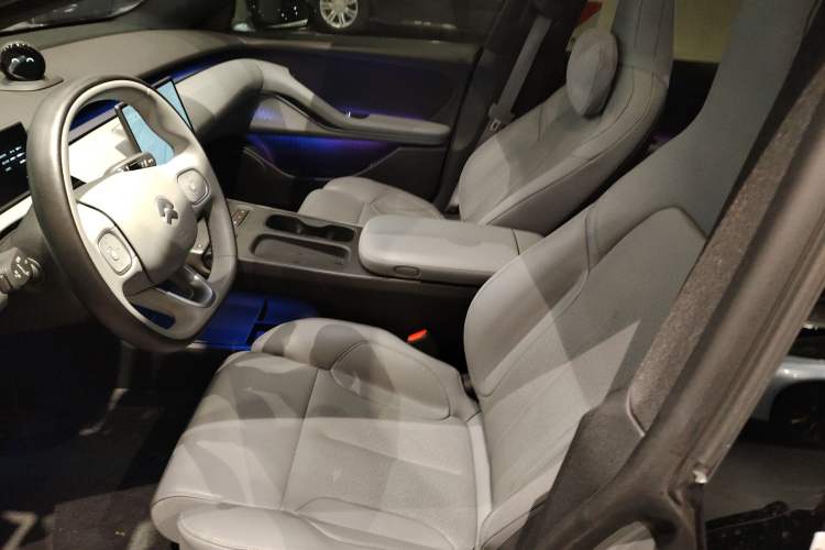 Used Nio ET5 2024 75 kWh Left Front Seat