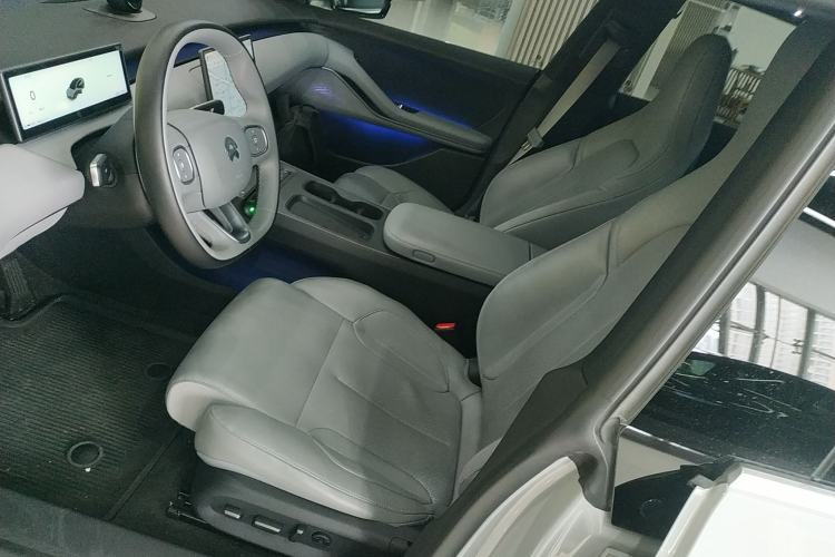 Used Nio ET5 2024 100 kWh Left Front Seat